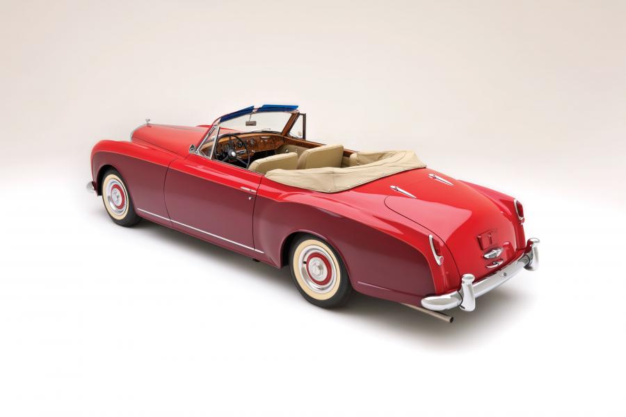  Bentley S1 Continental Drophead Coupe by Park Ward 1955 года  (фото 12 из 34)